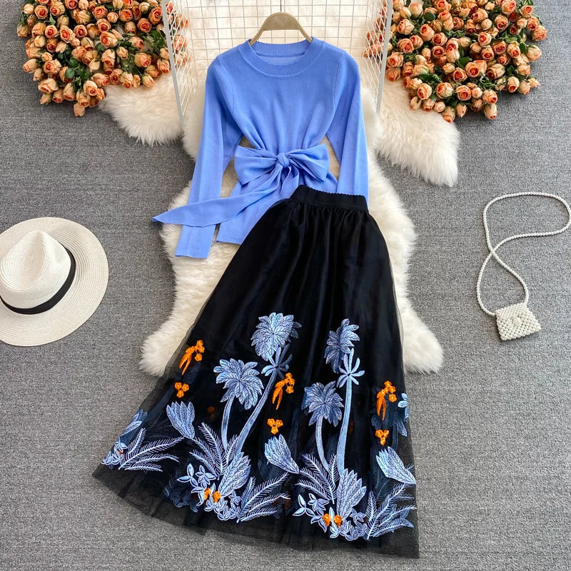 Conjunto Maria Alberta - Bordado - Azul Claro e Preto