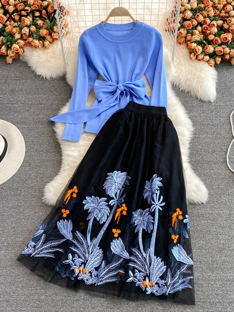 Conjunto Maria Alberta - Bordado - Azul Claro e Preto