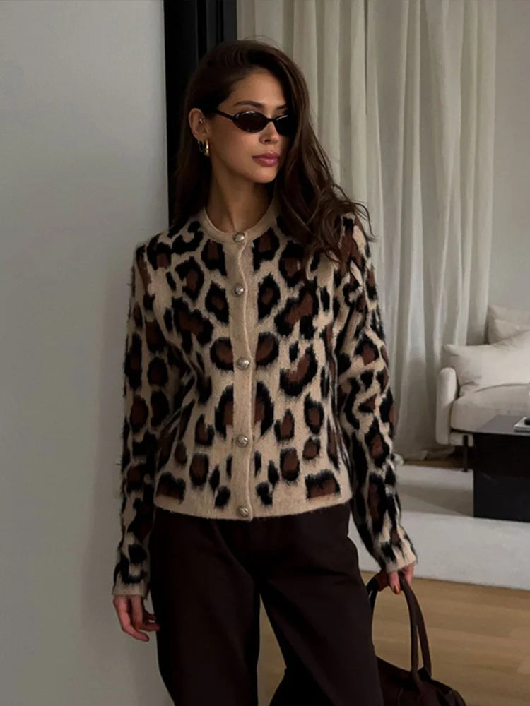 Casaco Maria Castro - Leopardo - Lã