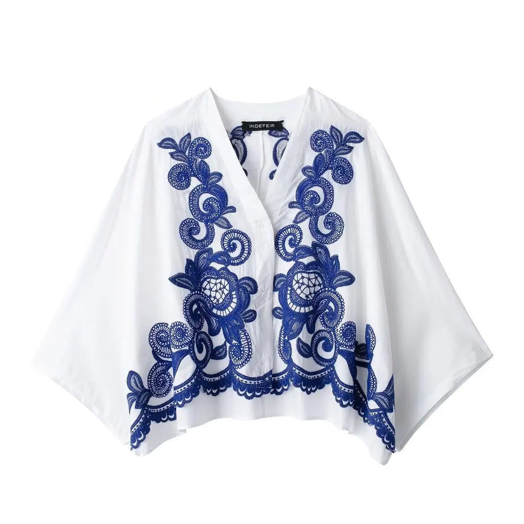 Conjunto Maria Aura - Bordado - Branco e Azul