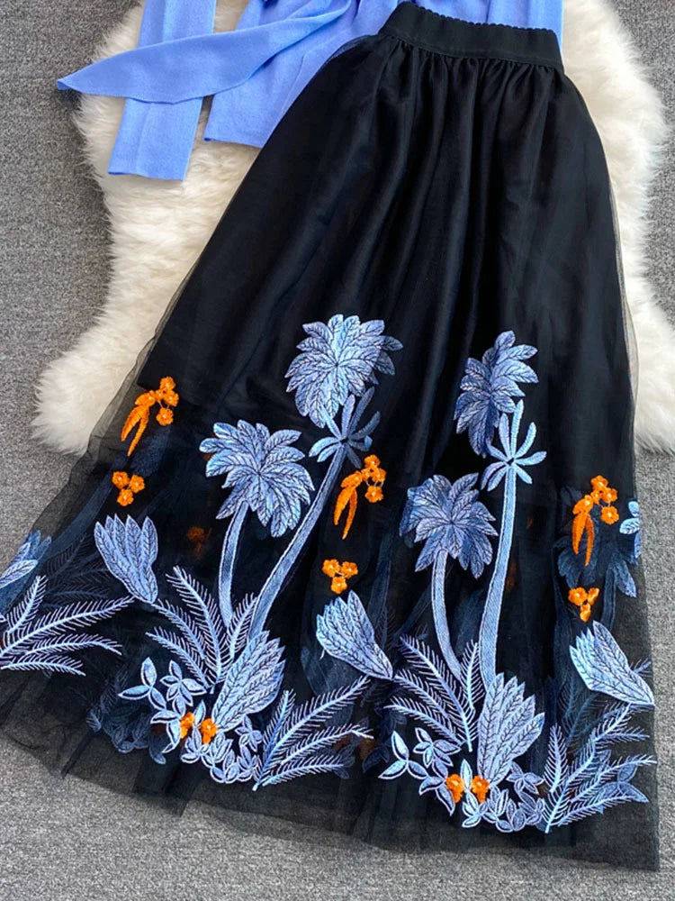 Conjunto Maria Alberta - Bordado - Azul Claro e Preto
