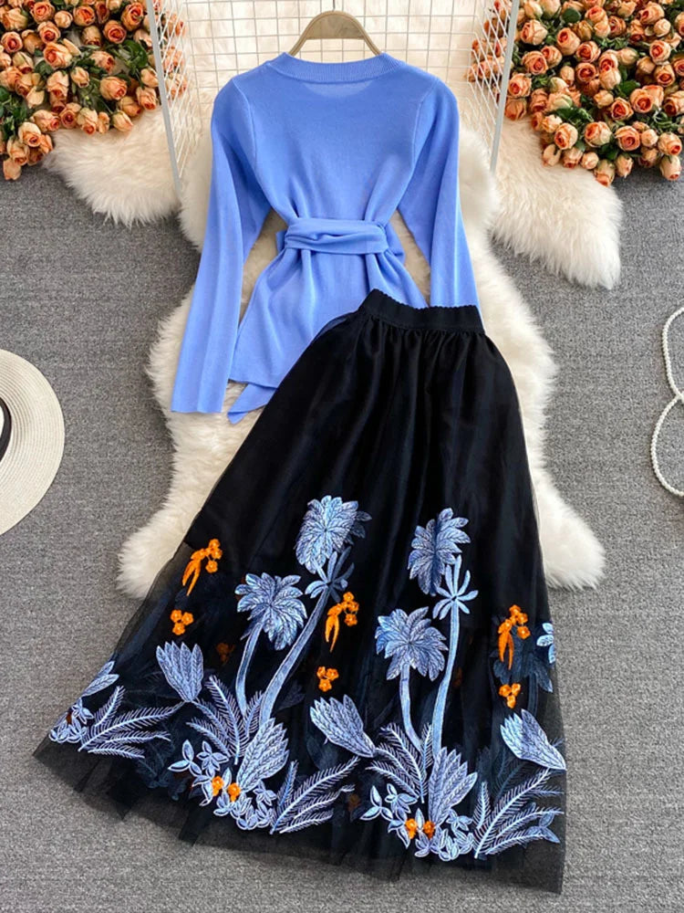 Conjunto Maria Alberta - Bordado - Azul Claro e Preto
