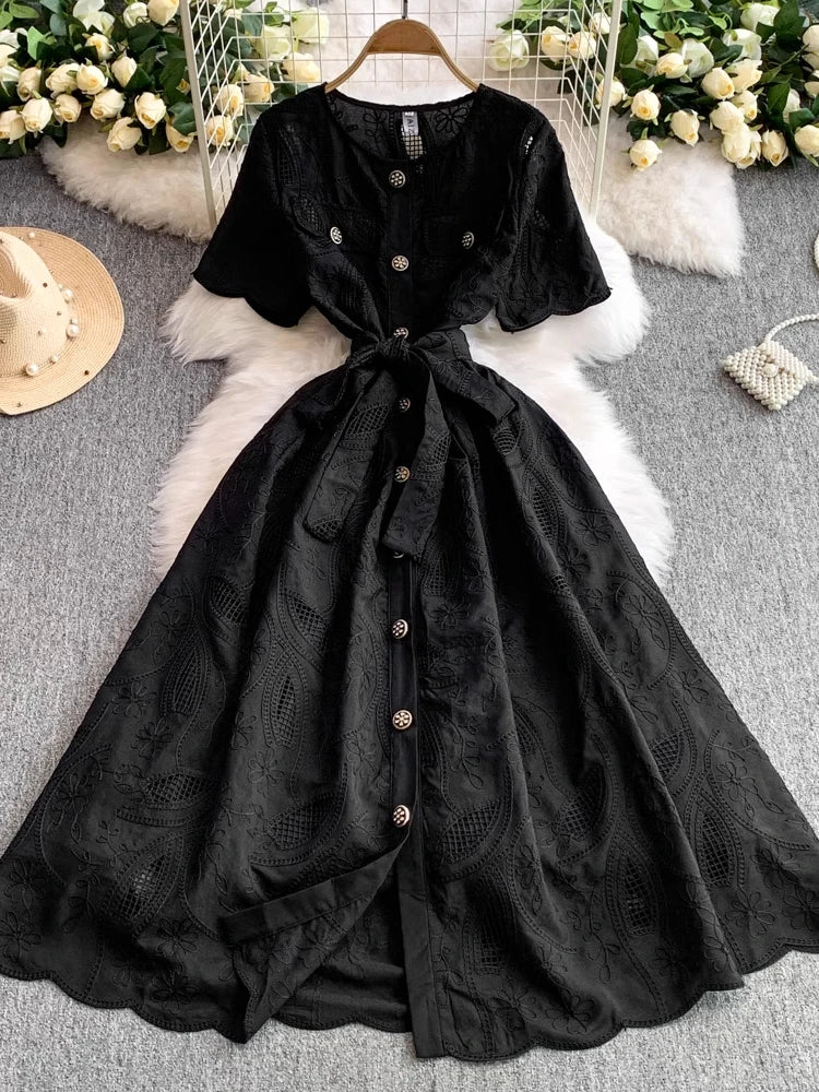 Vestido Maria Rodrigues - Preto - Bordado