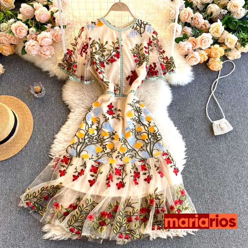 Vestido Maria do Carmo - Bordado - Bege